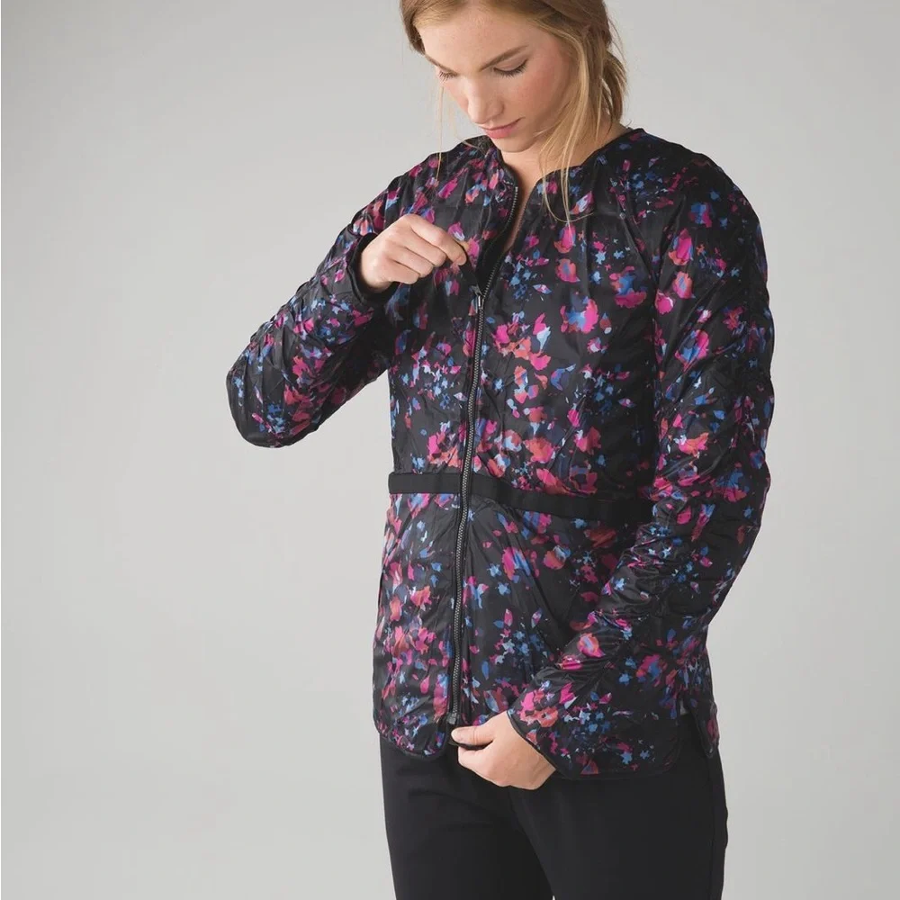 Lululemon Four The Helluvit Jacket Black / Dandy Digie Multi Size 10